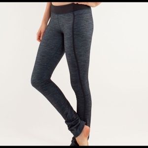 Rare lululemon reversible Alberta lake forme pant